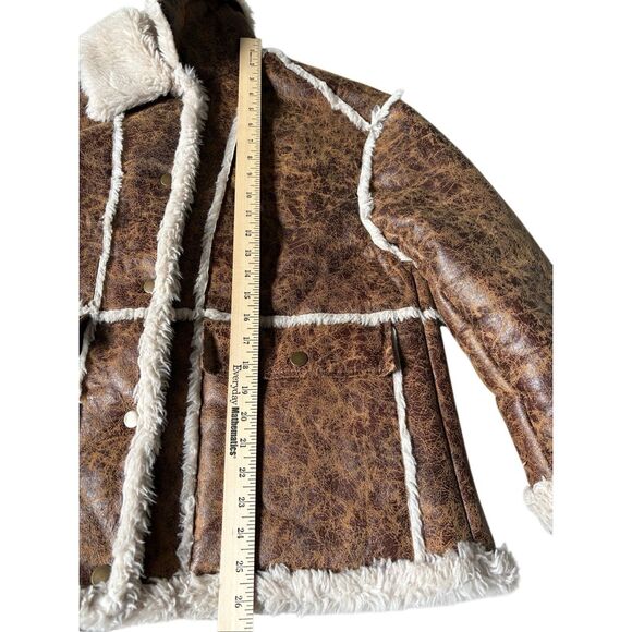 UO Urban Outfitters Faux Suede Sherpa Jacket size S Brown Button Front - Picture 8 of 12